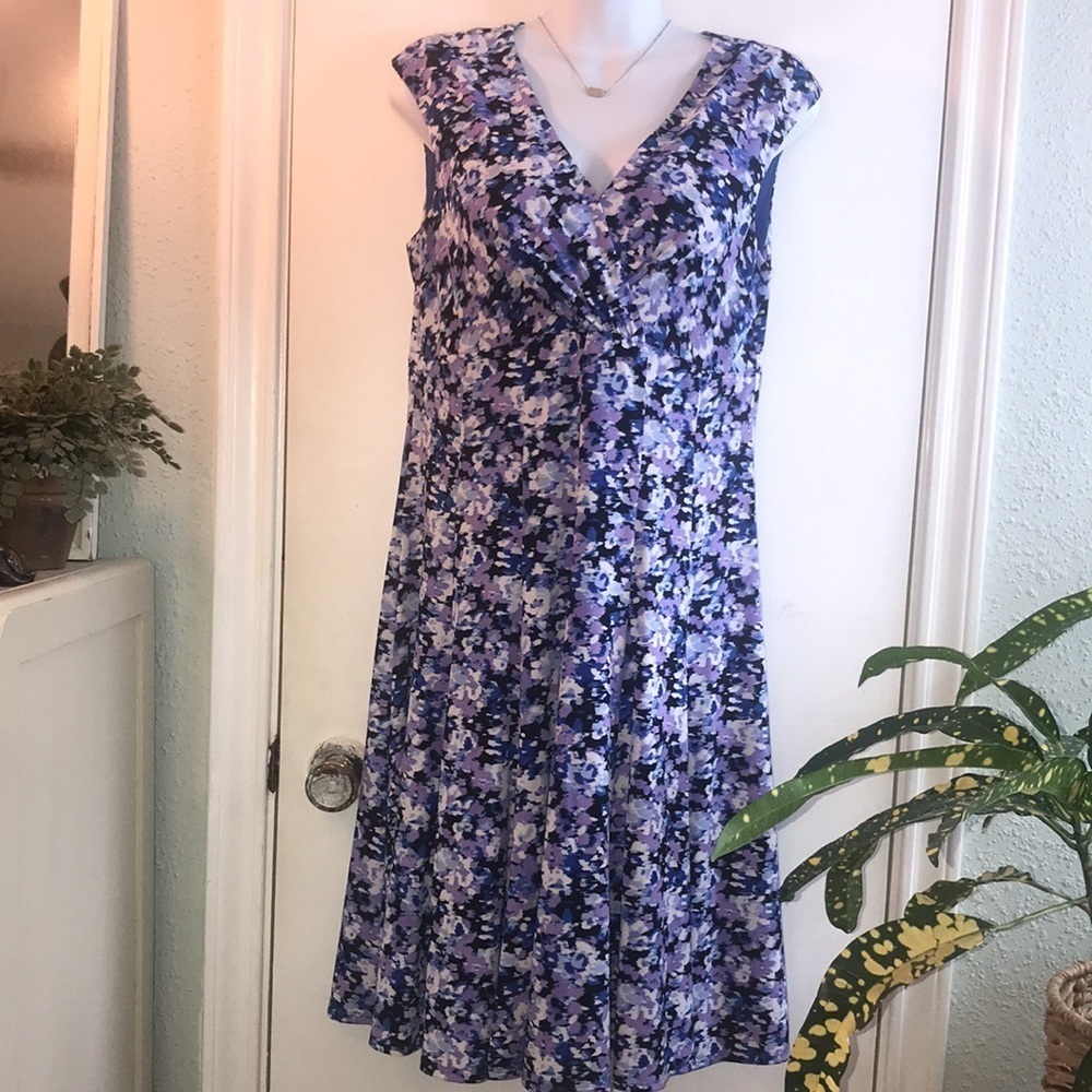 Jessica Howard Floral V-Neck Sleeveless Dress, Faux Wrap, Lined With Zipper